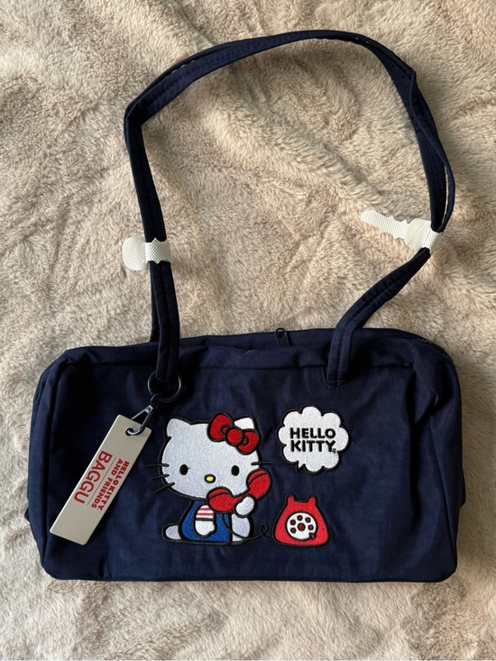BAGGU Handbags - NWT BAGGU Nylon Bowler Bag Embroidered Hello Kitty Phone